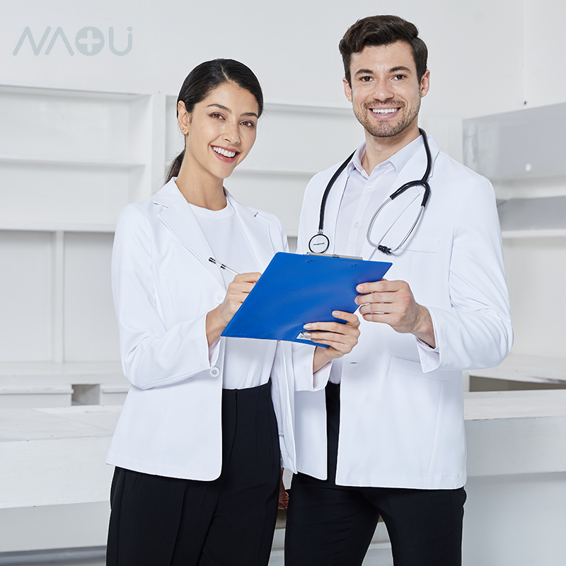 En vente uniformes de médecin  - Medical Lab Center avis et prix