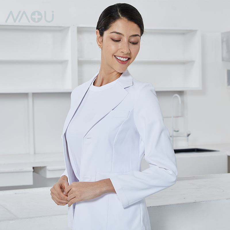 En vente uniformes de médecin  - Medical Lab Center avis et prix